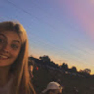 Meet your Posher, Ella